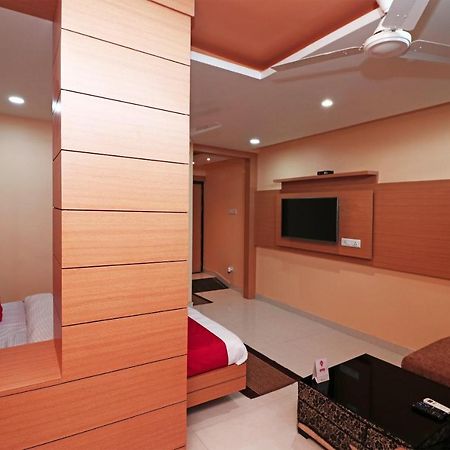 Capital O Hotel Sapphire Inn Gorakhpur Exterior photo