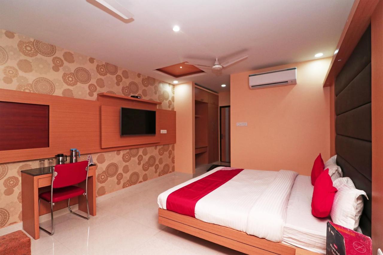 Capital O Hotel Sapphire Inn Gorakhpur Exterior photo
